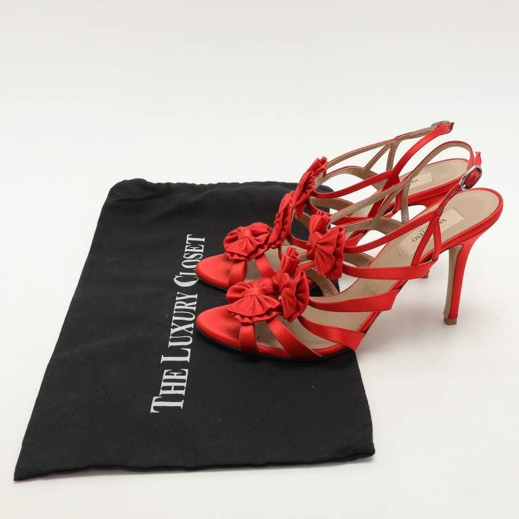 Pre Owned Valentino Red Satin Bow Embellished Slingback Sandals Size 39.5