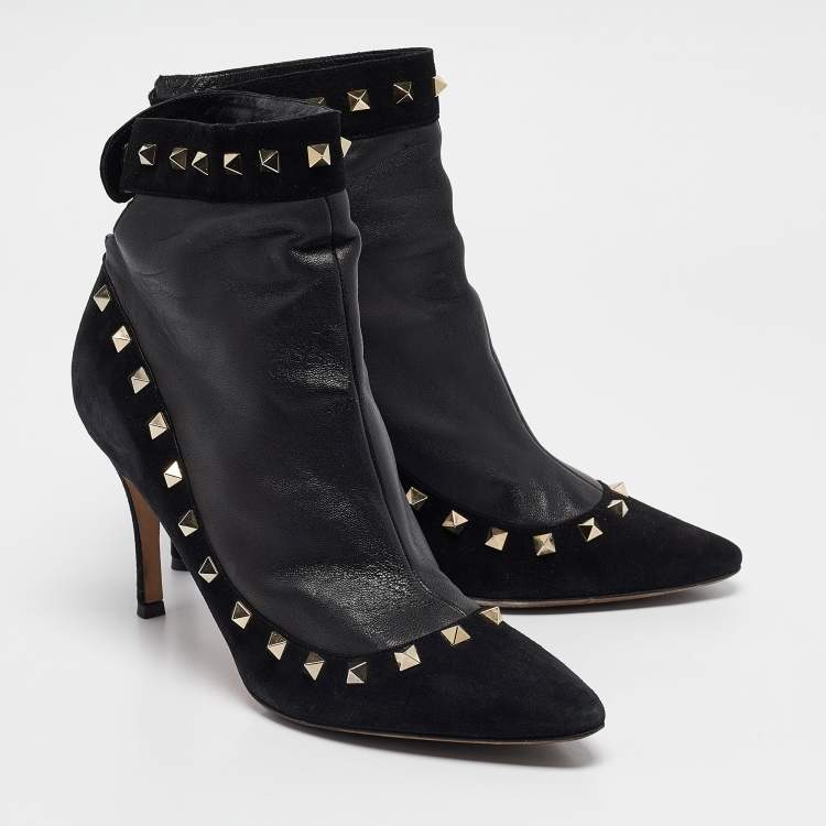 Pre Owned Valentino Black Leather and Suede Rockstud Ankle Boots Size 40