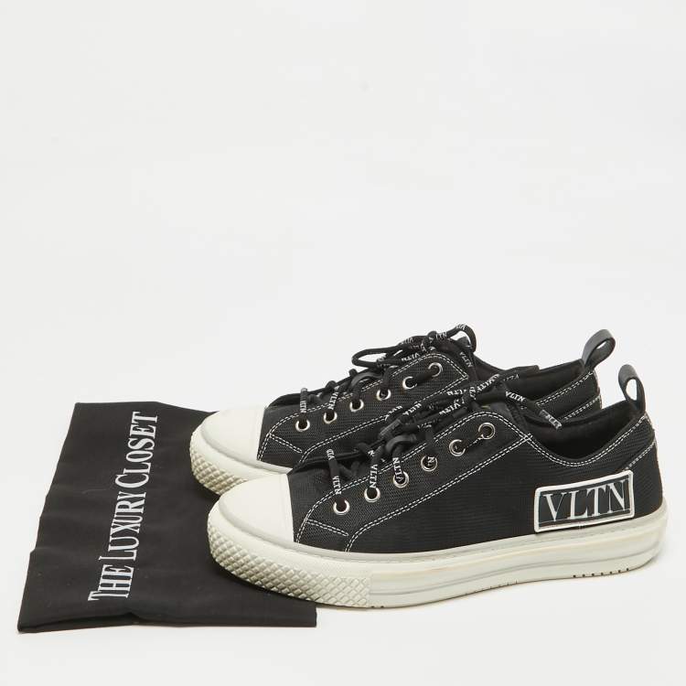 مملوكة مسبقًا Valentino Black Mesh Giggies Lace Up Sneakers Size 38