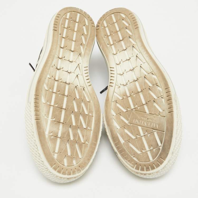 مملوكة مسبقًا Valentino Black Mesh Giggies Lace Up Sneakers Size 38