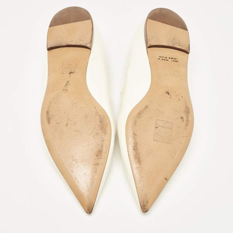 Pre Owned Valentino Off White Patent Leather Tiptoe Ballet Flats Size 37.5