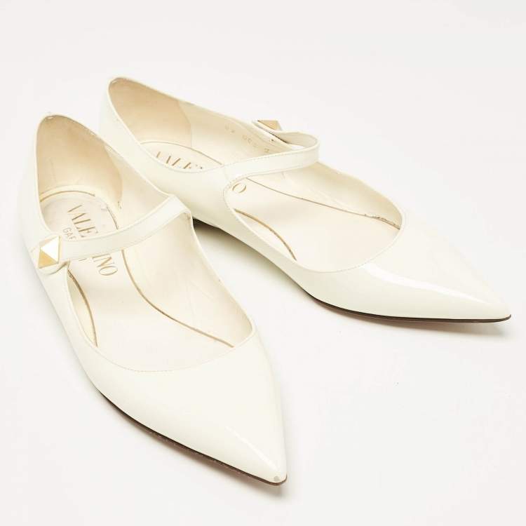 Pre Owned Valentino Off White Patent Leather Tiptoe Ballet Flats Size 37.5