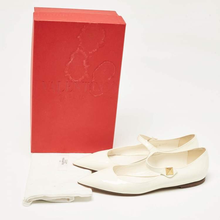 Pre Owned Valentino Off White Patent Leather Tiptoe Ballet Flats Size 37.5