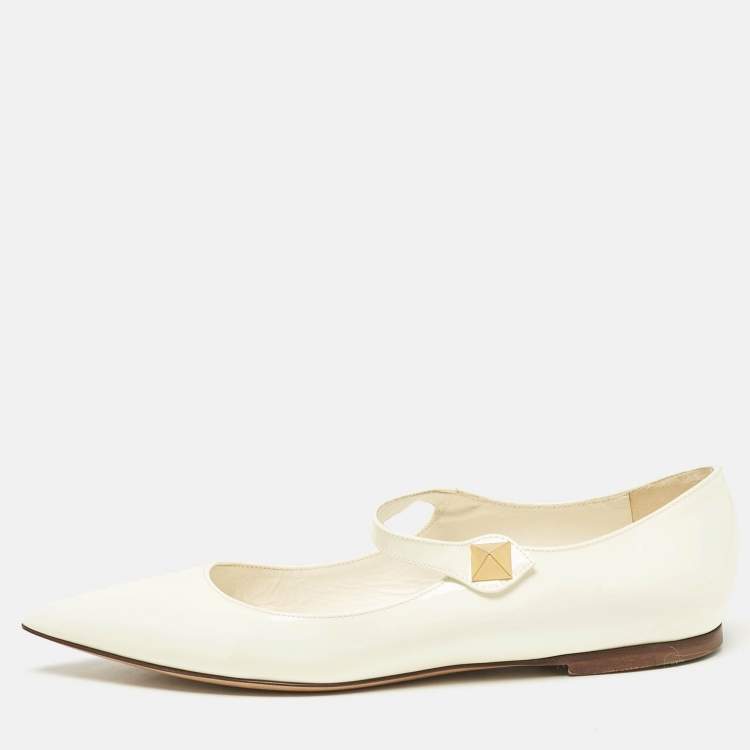Pre Owned Valentino Off White Patent Leather Tiptoe Ballet Flats Size 37.5