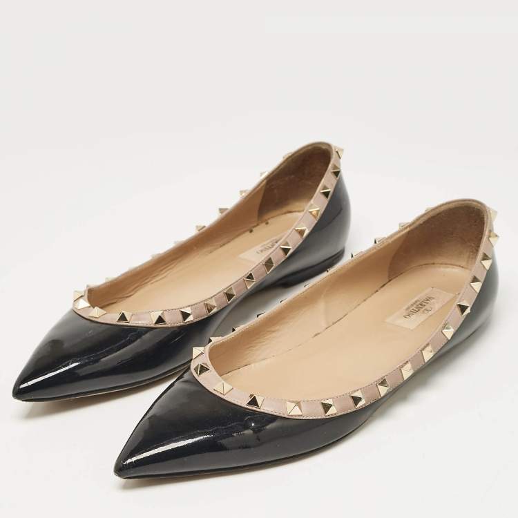 Pre Owned Valentino Black/Beige Patent Leather Rockstud Ballet Flats Size 41.5