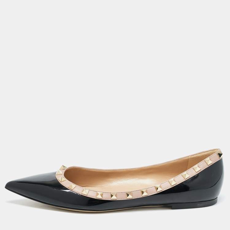 Pre Owned Valentino Black/Beige Patent Leather Rockstud Ballet Flats Size 40