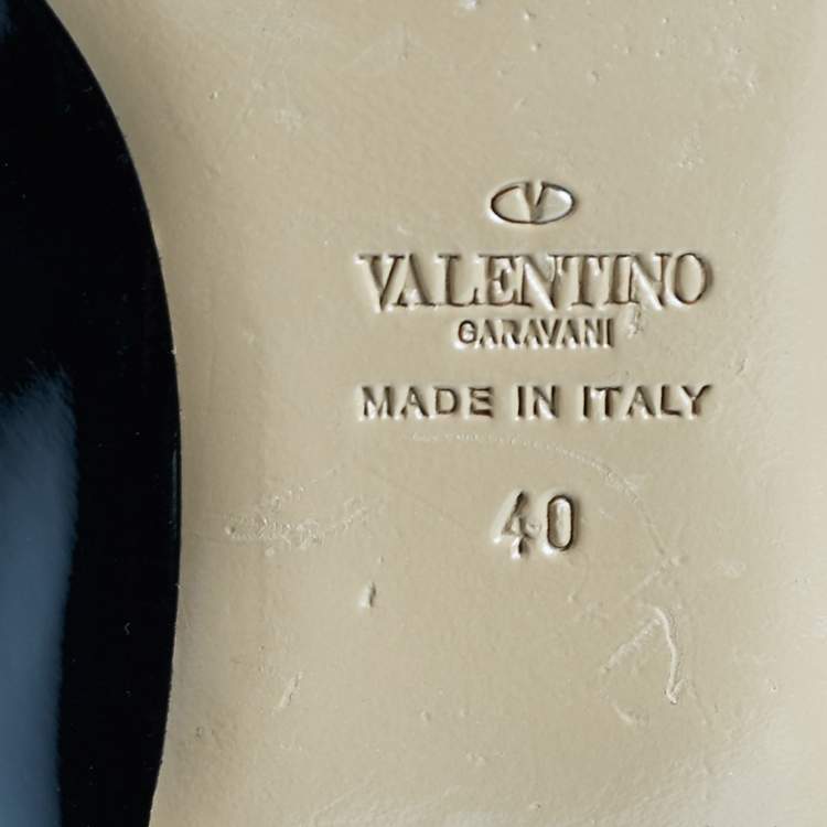 Pre Owned Valentino Black/Beige Patent Leather Rockstud Ballet Flats Size 40