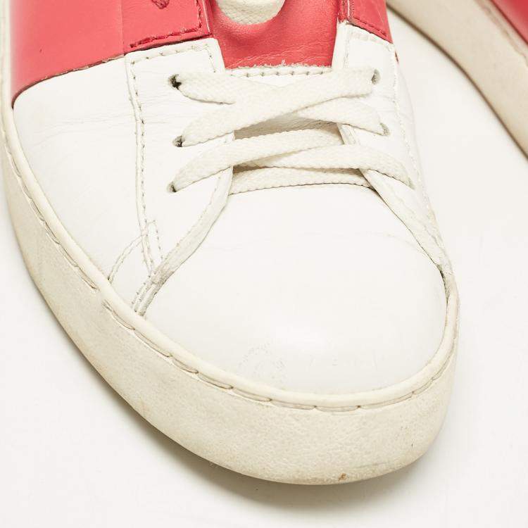 Pre Owned Valentino White/Red Leather Rockstud Lace Up Sneakers Size 39