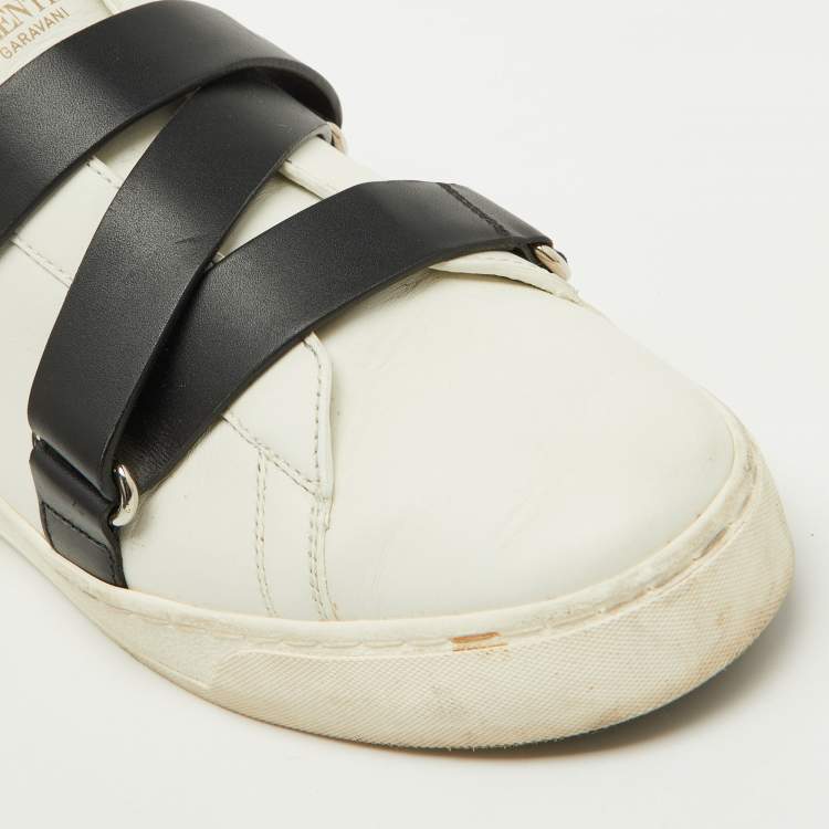 Pre Owned Valentino White/Black Leather Buckle Strap Rockstud Low Top Sneakers Size 37.5