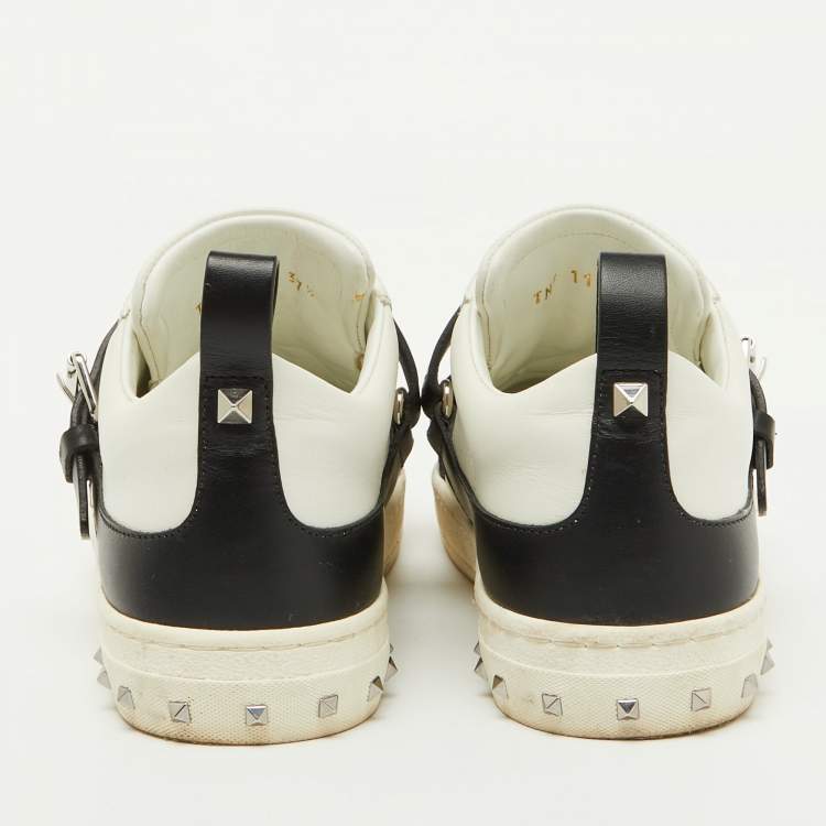 Pre Owned Valentino White/Black Leather Buckle Strap Rockstud Low Top Sneakers Size 37.5