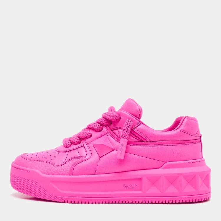 Pre Owned Valentino Pink Leather One Stud Low Top Sneakers Size 39