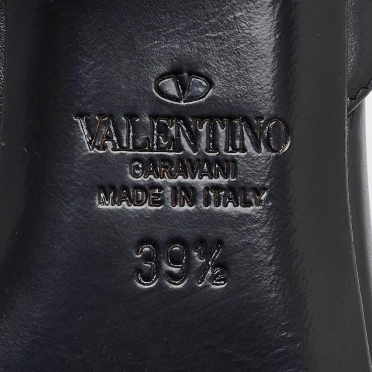 Pre Owned Valentino Black Leather Roman Stud Ankle Strap Sandals Size 39.5