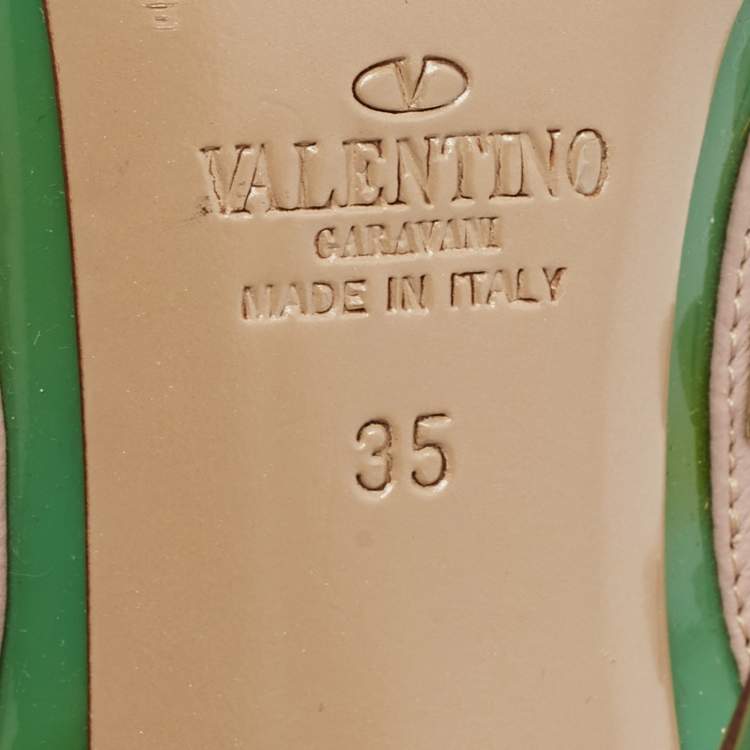 Pre Owned Valentino Green/Beige Leather Rockstud Strappy Pointed Toe Pumps Size 35