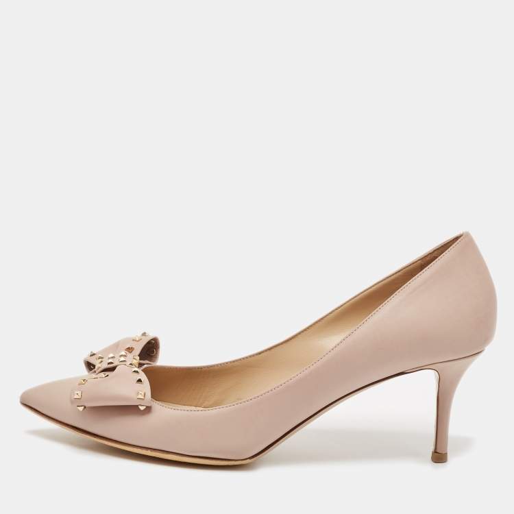 Pre Owned Valentino Beige Leather Rockstud Bow Pumps Size 41