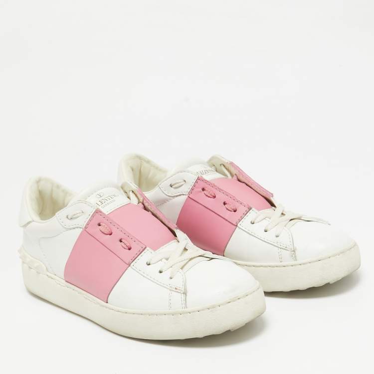 Pre Owned Valentino White/Red Leather Rockstud Lace Up Sneakers Size 39