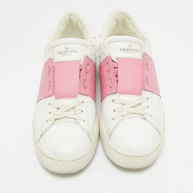 Pre Owned Valentino White/Red Leather Rockstud Lace Up Sneakers Size 39