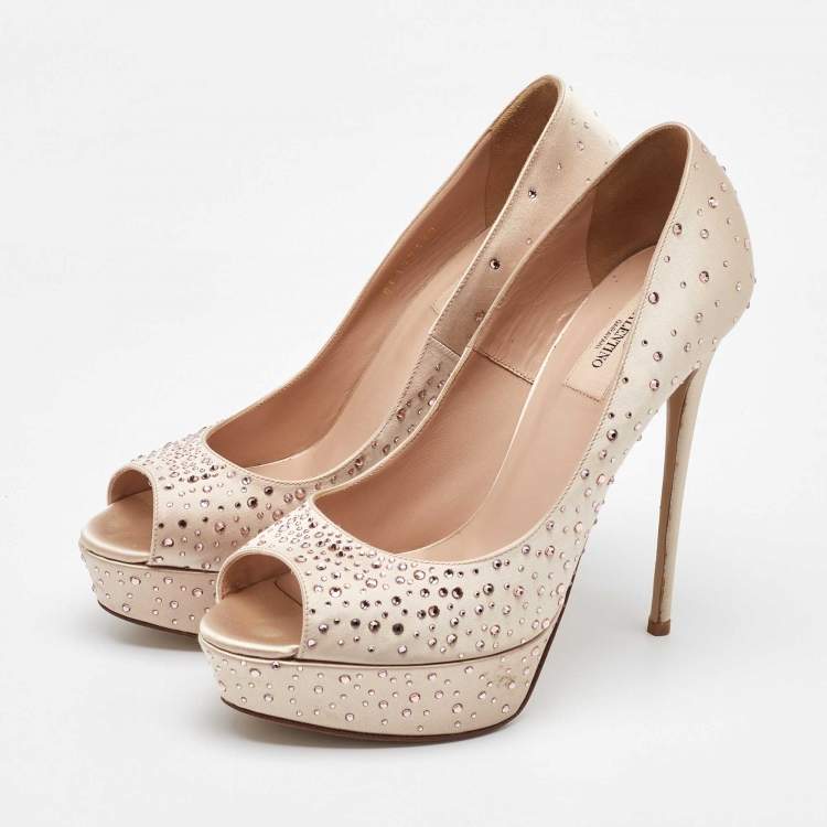 Pre Owned Valentino Beige Crystal Embellished Satin Peep Toe Platform Pumps Size 40