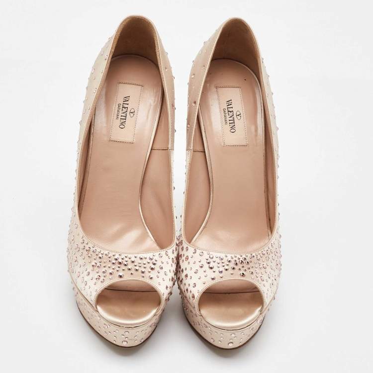 Pre Owned Valentino Beige Crystal Embellished Satin Peep Toe Platform Pumps Size 40