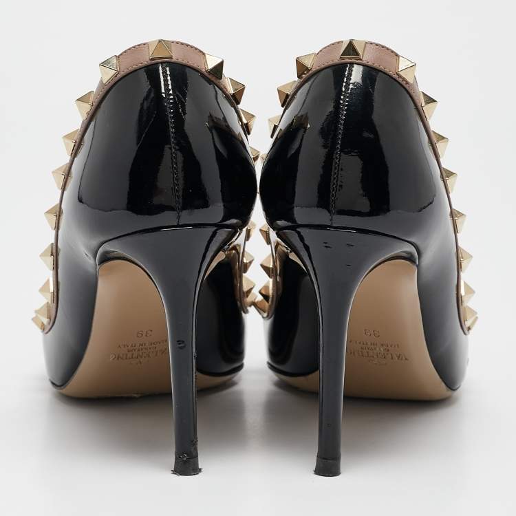 Pre Owned Valentino Black/Beige Leather and Patent Rockstud Pointed Toe Pumps Size 39