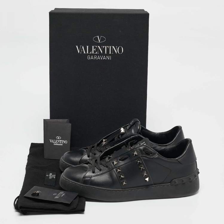 Pre Owned Valentino Black Leather Rockstud Low Top Sneakers Size 37