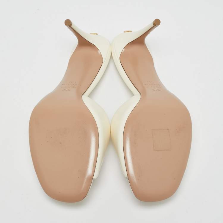 Pre Owned Valentino Off White Leather Escape Slide Sandals Size 39.5