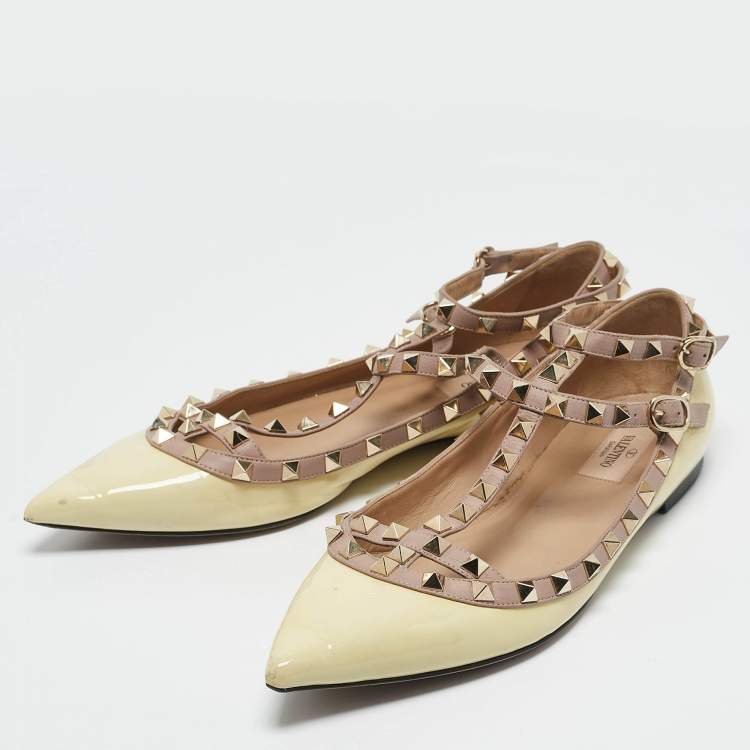 Pre Owned Valentino Yellow Patent Leather Rockstud Caged Ballet Flats Size 40.5