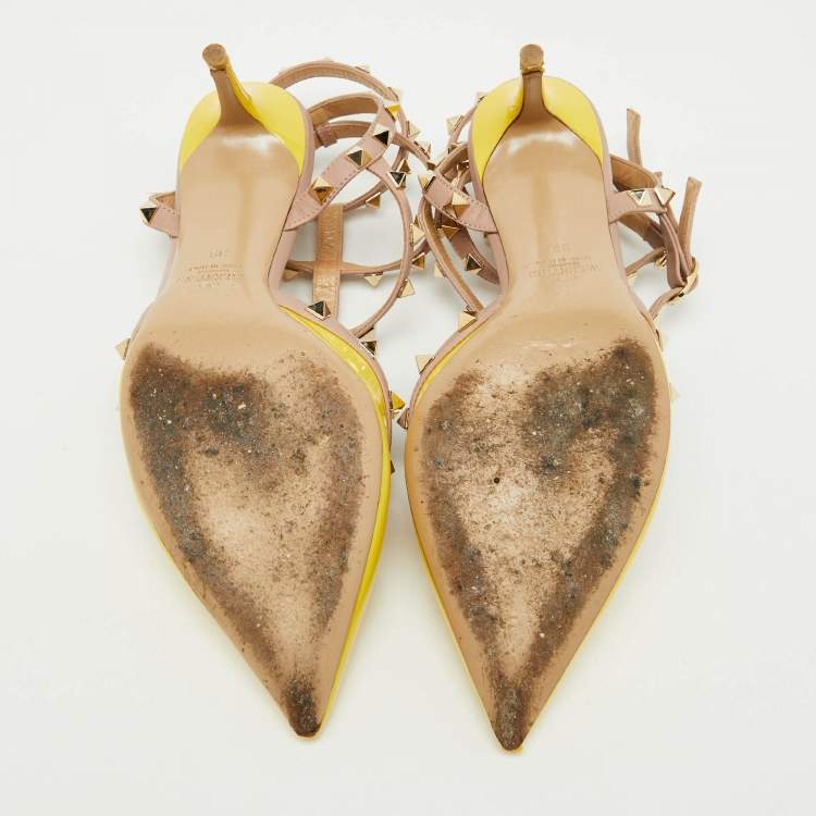 Pre Owned Valentino Yellow/Beige Patent Leather Rockstud Ankle Strap Pumps Size 39