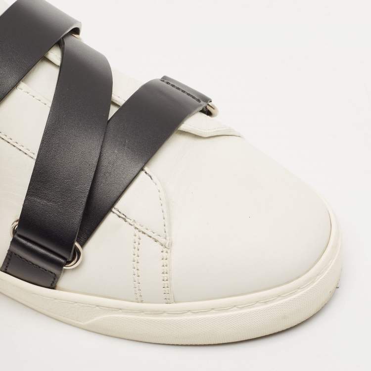 Pre Owned Valentino White/Black Leather Buckle Strap Rockstud Low Top Sneakers Size 38.5