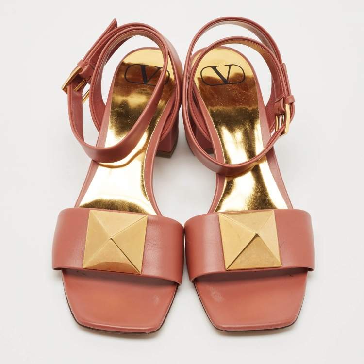 Pre Owned Valentino Pink Leather Roman Stud Ankle Strap Sandals Size 38.5
