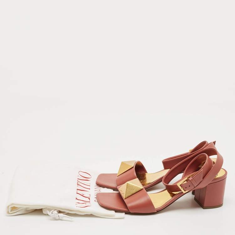 Pre Owned Valentino Pink Leather Roman Stud Ankle Strap Sandals Size 38.5