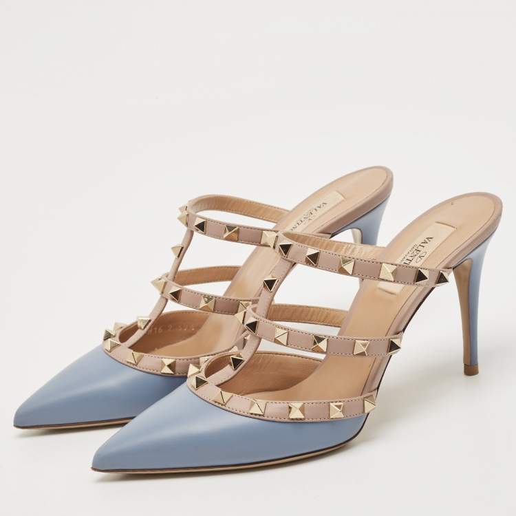 Pre Owned Valentino Blue/Beige Leather Rockstud Slide Sandals Size 39.5