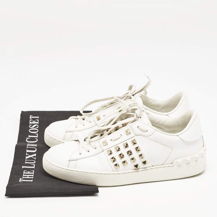 Pre Owned Valentino White Leather Rockstud Untitled Low Top Sneakers Size 39