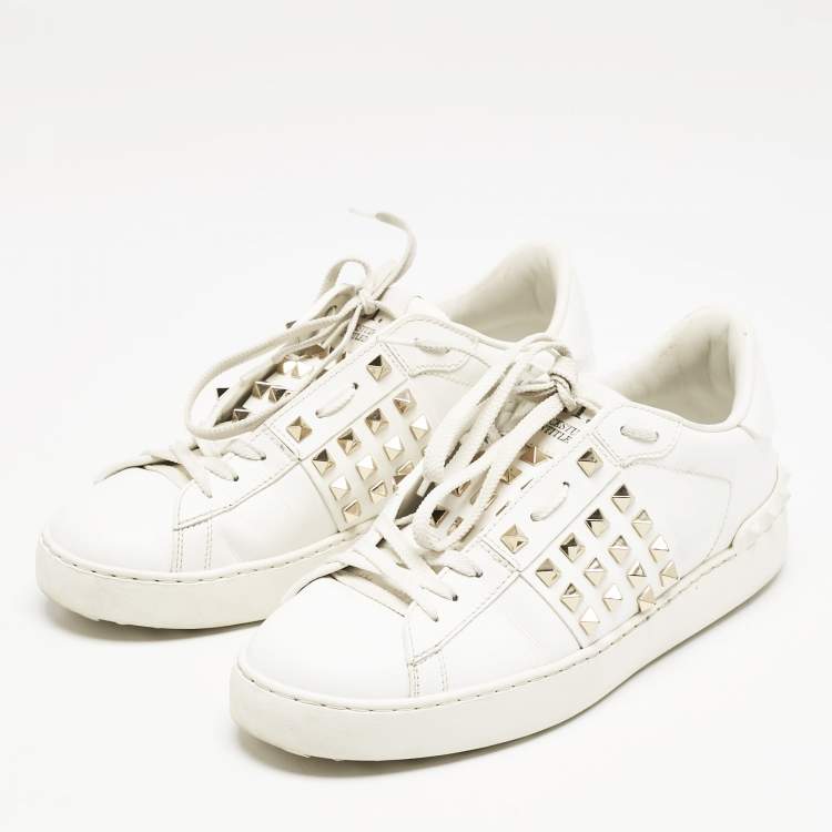 Pre Owned Valentino White Leather Rockstud Untitled Low Top Sneakers Size 39