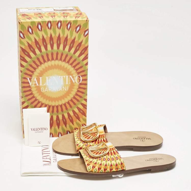 Pre Owned Valentino Multicolor Printed Canvas VLogo Flat Slides Size 40