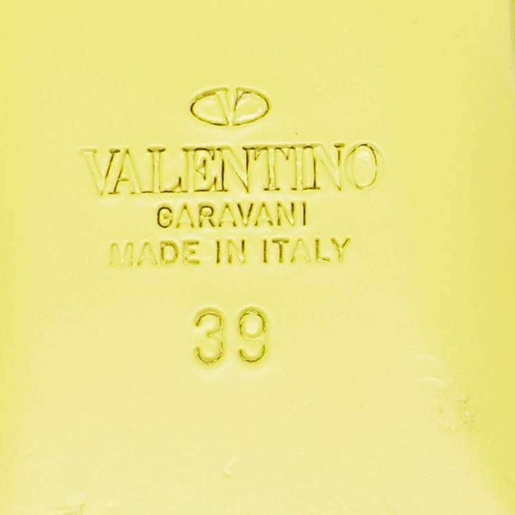 Pre Owned Valentino Yellow PVC and Leather Rockstud Ankle Strap Flat Sandals Size 39