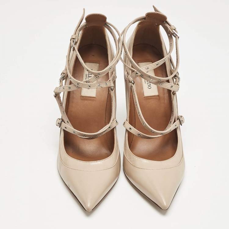 Pre Owned Valentino Beige Leather Love Latch Pumps Size 38.5