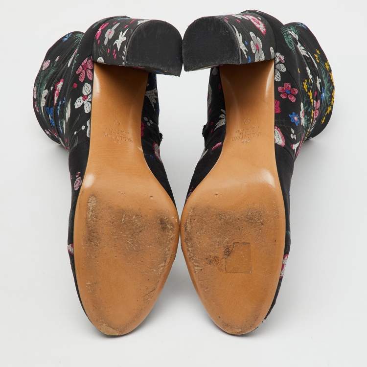 Pre Owned Valentino Black Fabric Floral Print Block Heel Ankle Length Boots Size 40
