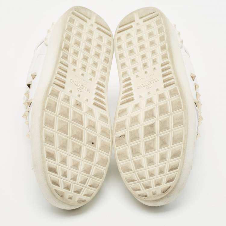 Pre Owned Valentino White Leather Rockstud Untitled Low Top Sneakers Size 39