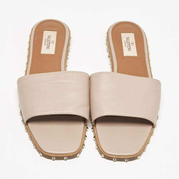 Pre Owned Valentino Beige Leather Soul Rockstud Flat Sandals Size 38