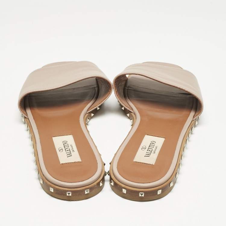 Pre Owned Valentino Beige Leather Soul Rockstud Flat Sandals Size 38
