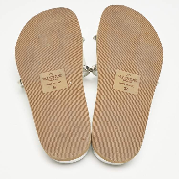 Pre Owned Valentino Silver Leather And PVC Rockstud Flat Slides Size 37