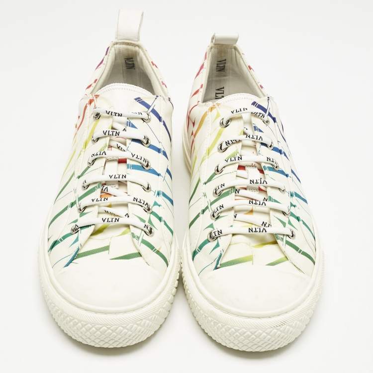 Pre Owned Valentino White Canvas VLTN Logo Allover Giggies Times Low Top Sneakers Size 40