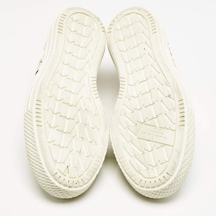 Pre Owned Valentino White Canvas VLTN Logo Allover Giggies Times Low Top Sneakers Size 40