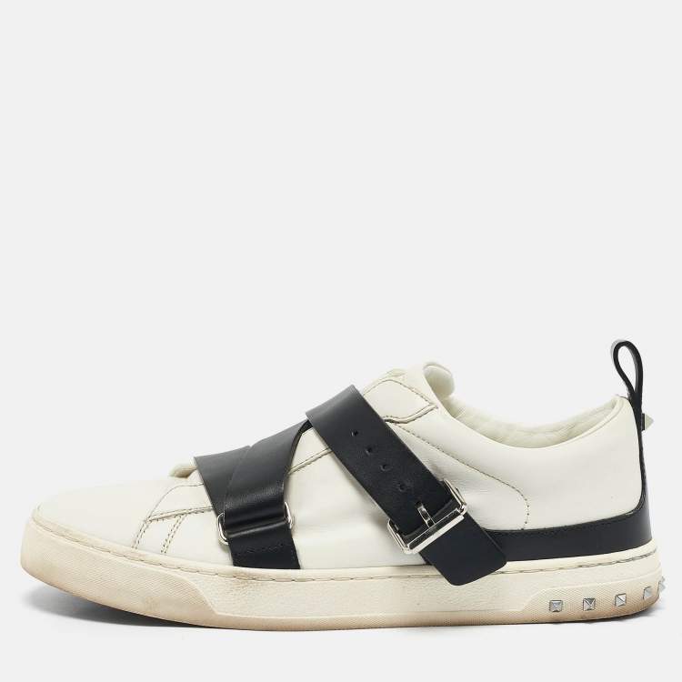 Pre Owned Valentino White/Black Leather Buckle Strap Rockstud Low Top Sneakers Size 39
