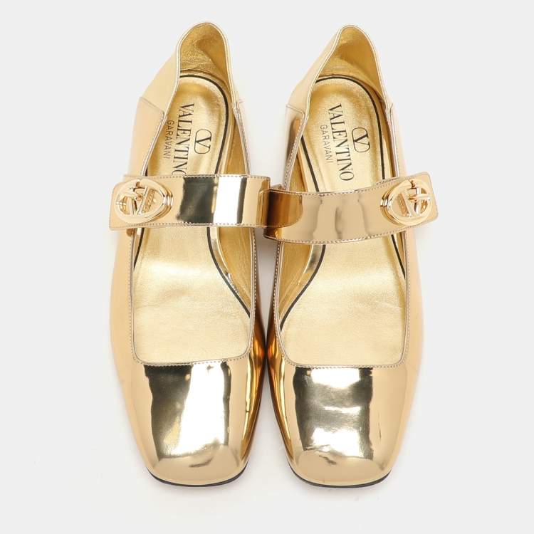 Pre Owned Valentino Gold Patent Leather VLogo Locker Mary Jane Ballet Flats Size 36.5