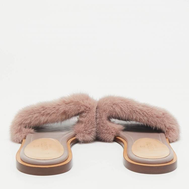 Pre Owned Valentino Dusty Pink Mink Fur Rockstud Flat Slide Sandals Size 39