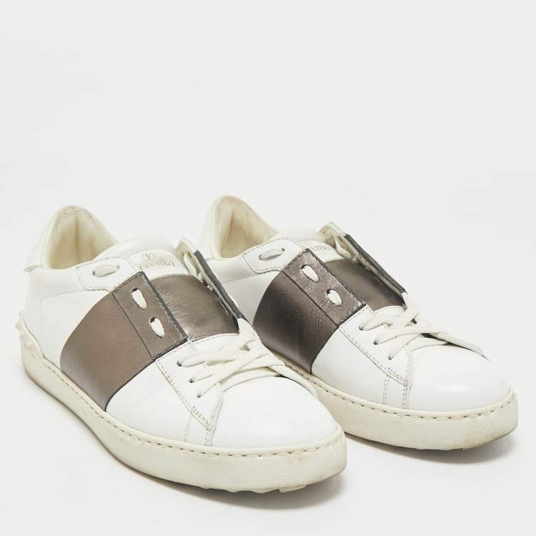 Pre Owned Valentino White/Bronze Leather Open For A Change Rockstud Sneakers Size 39