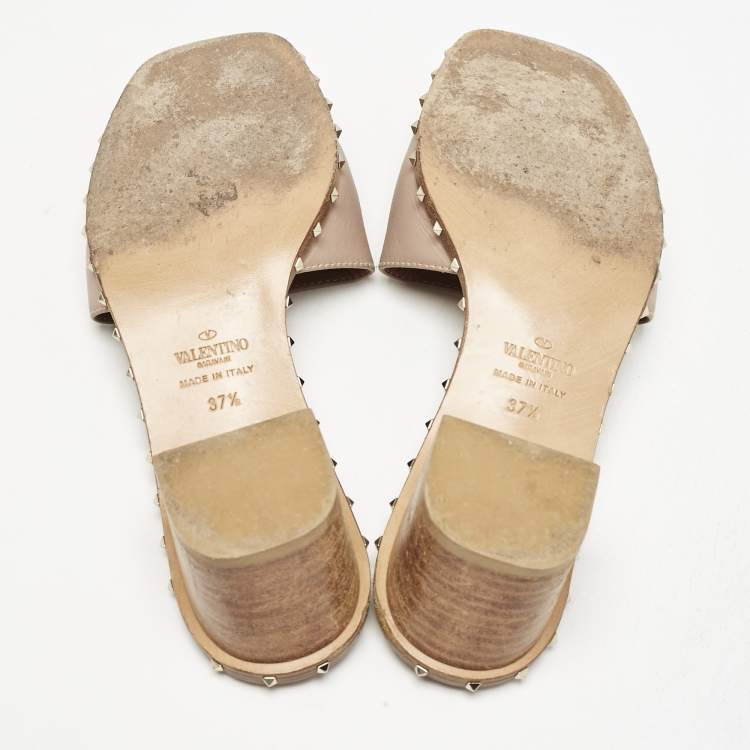 Pre Owned Valentino Beige Leather Rockstud Slide Sandals Size 37.5