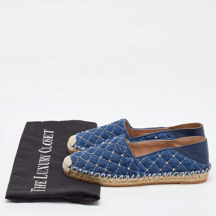 Pre Owned Valentino Blue Quilted Denim Rockstud Slip On Espadrille Flats Size 35