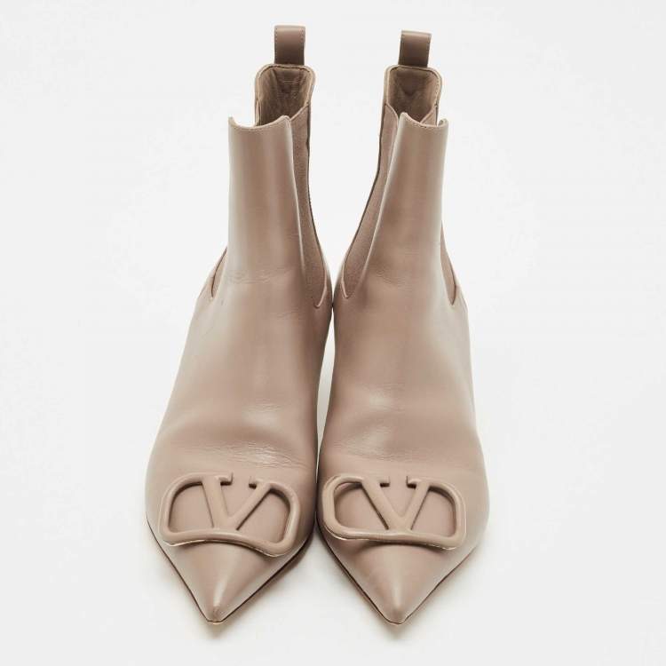 مملوكة مسبقًا Valentino Dusty Pink Leather Vlogo Pointed Toe Ankle Boots Size 37